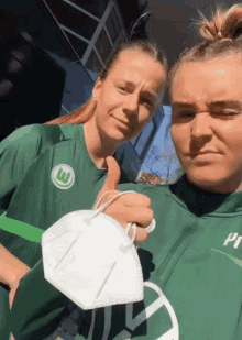 Jill Roord Lynn Wilms GIF - Jill Roord Lynn Wilms Thumbs Up GIFs