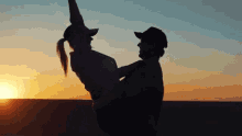 Silhouette Lovers GIF