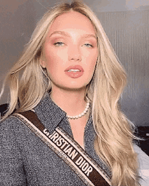Romee Strijd GIF - Romee Strijd - Discover & Share GIFs