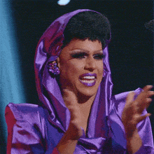 Clapping Jessica Wild GIF - Clapping Jessica Wild Rupaul’s Drag Race All Stars GIFs