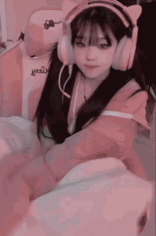 sirodeathyo cute korean girl cat headphones