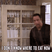 I Dont Know Where To Eat Know Confused GIF - I Dont Know Where To Eat Know Confused Hungry GIFs