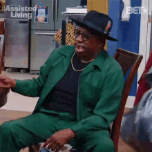 Laughing Vinny GIF - Laughing Vinny Assisted Living GIFs