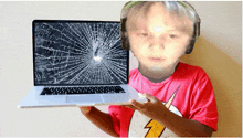 Samu Laptop Sula GIF