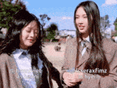 Hanni And Hyein Newjeans GIF - Hanni And Hyein Newjeans Linni GIFs