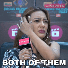 Both Of Them Aashika Bhatia GIF - Both Of Them Aashika Bhatia Pinkvilla GIFs