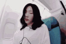 Taeyeon Sleepy GIF - Taeyeon Sleepy Travel GIFs