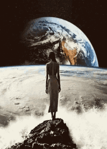 Woman Standing GIF - Woman Standing Earth GIFs