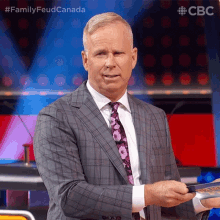Huh Gerry Dee GIF - Huh Gerry Dee Family Feud Canada GIFs