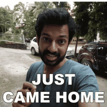 Just Came Home Faisal Khan GIF - Just Came Home Faisal Khan Just Arrived At Home GIFs