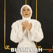 Bismillah Bella GIF - Bismillah Bella Dalam Nama Tuhan GIFs