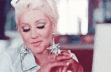 Christina Aguilera Okay GIF - Christina Aguilera Okay Yes GIFs