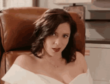 Rebecca Crazy Ex Girlfriend GIF - Rebecca Crazy Ex Girlfriend Eyebrow Raise GIFs
