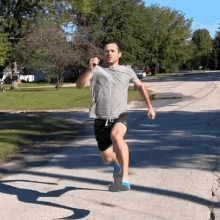 Silly Running Daniel Labelle GIF - Silly Running Daniel Labelle Running With Flippers GIFs