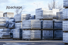 a stack of pallets with the words jtpackage on the top