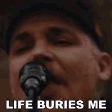 Life Buries Me Ahren Stringer GIF - Life Buries Me Ahren Stringer The Amity Affliction GIFs
