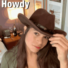 Howdy Cowgirl GIF - Howdy Cowgirl Cowboy GIFs