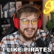I Like Pirates Shawn Gilhuly GIF - I Like Pirates Shawn Gilhuly Shawn Games GIFs