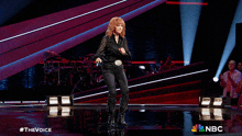 Get Out Of My Way Reba Mcentire GIF - Get Out Of My Way Reba Mcentire The Voice GIFs