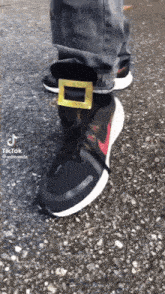 One Two Buckle My Shoe Memes From Ohio GIF - One Two Buckle My Shoe Memes From Ohio Buckle GIFs