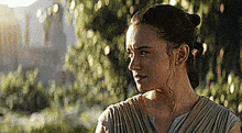 Actress-daisy-ridley Droid-bb-8 GIF - Actress-daisy-ridley Droid-bb-8 Stormtrooper-fn-2187 GIFs