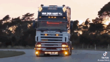 Truck Volvo GIF - Truck Volvo Scania GIFs