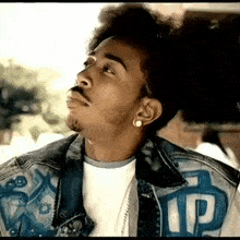Looking Up Ludacris GIF - Looking Up Ludacris Diamond In The Back Song GIFs