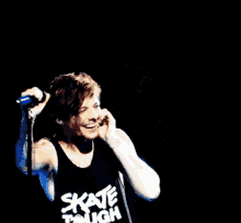 Louis Tomlinson Laugh GIF - Louis Tomlinson Laugh Laughing GIFs