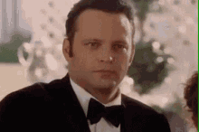 Please Don'T Raise Your Voice GIF - Vince Vaughn Yelling Confused GIFs