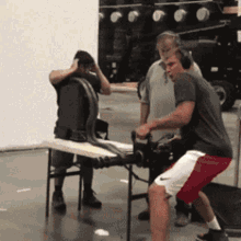 GIF