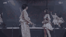 Nonaka Miki Kaga Kaede GIF - Nonaka Miki Kaga Kaede Morning Musume GIFs