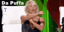 Da Puffa Tie Ariete GIF - Da Puffa Tie Ariete Blonde Woman GIFs