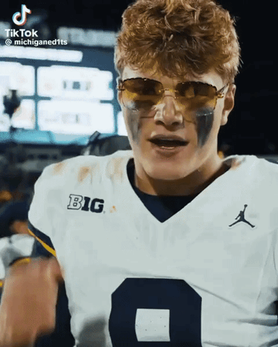 Jj Mccarthy Michigan GIF Jj McCarthy Michigan Michigan football Discover Share GIFs