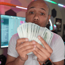 Currency Cash GIF - Currency Cash Wealth GIFs