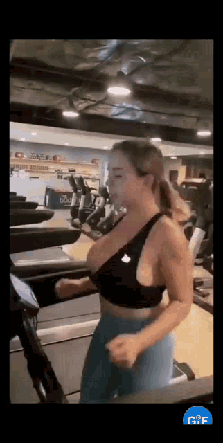 Sexy fitness girl bouncing boobs #hot #sexy 