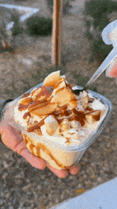 Banana Pudding Dessert GIF - Banana Pudding Dessert Food GIFs
