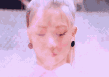 Loona Kim Lip GIF - Loona Kim Lip Loona Eclipse GIFs
