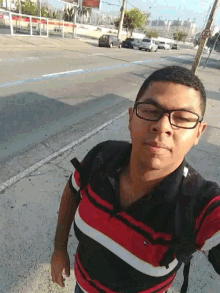 Selfie Man GIF - Selfie Man Street GIFs