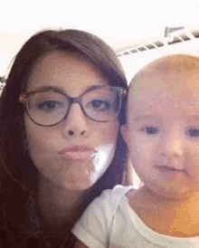 Mom Baby GIF - Mom Baby Selfieattack GIFs