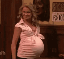 Amypoehler Pregnant GIF - Amypoehler Pregnant GIFs