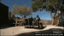 a gif that says make gifs at gifsoup.com at the bottom