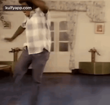  GIF - Funny Dance Funny dance - Discover & Share GIFs