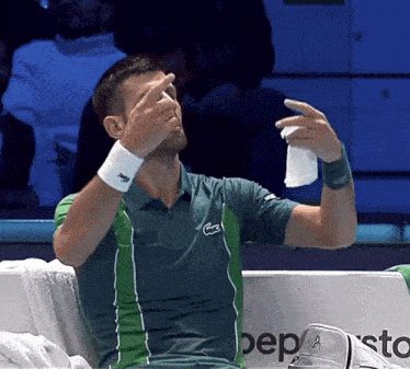 novak-djokovic-conductor.gif