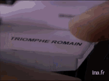 Triomphe Romain GIF - Triomphe Romain Ardisson GIFs