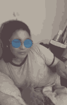 a screenshot of frida 's snapchat shows a couple of pictures