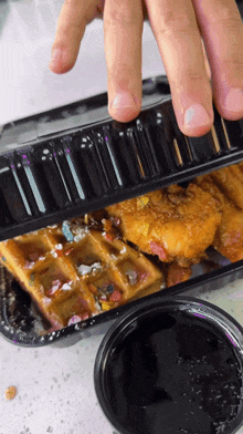 Chicken And Waffles Food GIF - Chicken And Waffles Food Waffles GIFs