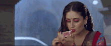 Chameli Kareena Kapoor GIF - Chameli Kareena Kapoor Cigarette GIFs