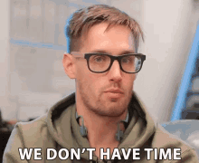 We Dont Have Time Running Out Of Time GIF - We Dont Have Time Running Out Of Time Short Notice GIFs