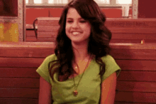 Selena Gomez Smile GIF - Selena Gomez Smile Giggle GIFs