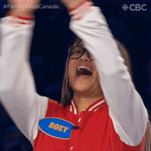 Clapping Roxy GIF - Clapping Roxy Family Feud Canada GIFs